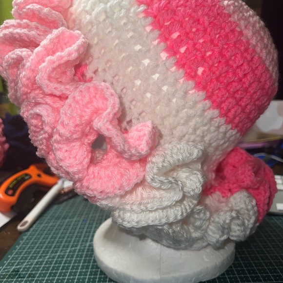 Crochet Ruffles Hat - Picture 2 of 5